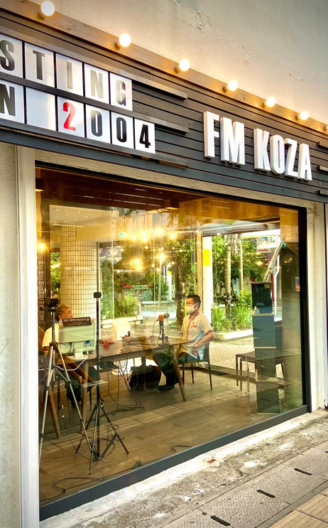 FMコザにて